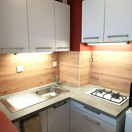 Joli Au Centre